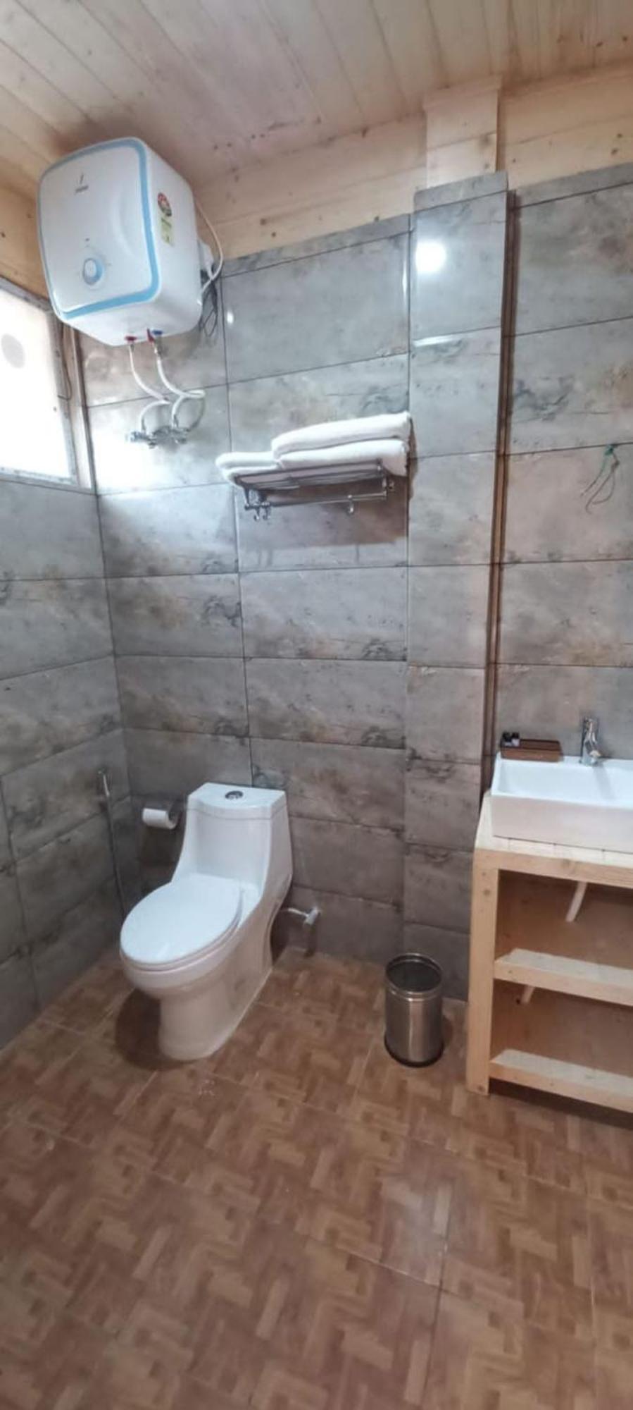 Vanprastha Resorts Dwarahat Экстерьер фото