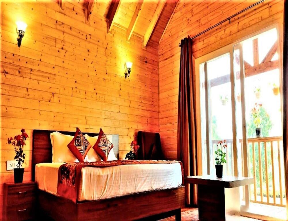 Vanprastha Resorts Dwarahat Экстерьер фото